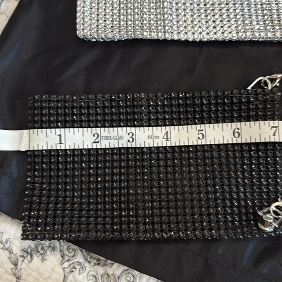 Glitz & Glam Chic Mesh Faux Silver  Cellphone Crossbody Bag NWOT - Picture 12 of 13